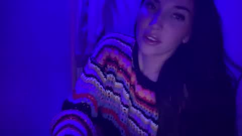 Snapshot of oceanxalara22_xo chatting on 10, 11, 2025 A L A R A online show from 10, 11, 2025