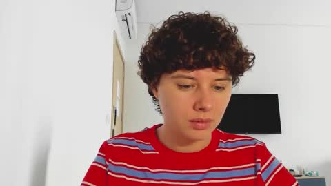 Evie online show from 6, 2, 2026