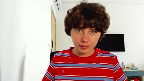 Evie online show from 9, 3, 2026