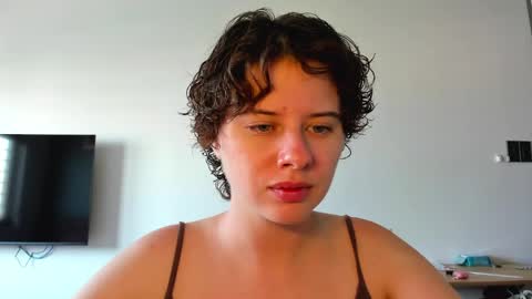 Evie online show from 10, 4, 2026