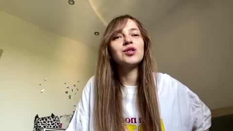 Mila online show from 28, 7, 2026