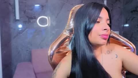 odette_b online show from 18, 11, 2025