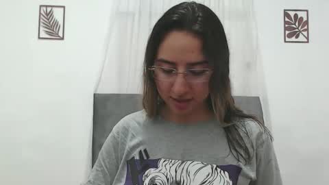 Snapshot of odette_brigh_ chatting on 23, 3, 2026 Val online show from 23, 3, 2026