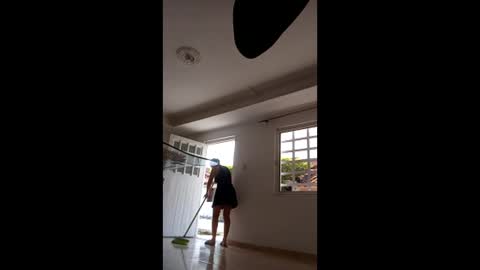 Snapshot of odette_brigh_ chatting on 9, 4, 2026 Val online show from 9, 4, 2026