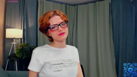 Snapshot of odettechurchwell chatting on 11, 10, 2025 Eli online show from 11, 10, 2025