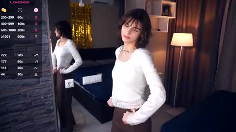 Thea online show from 1, 3, 2025