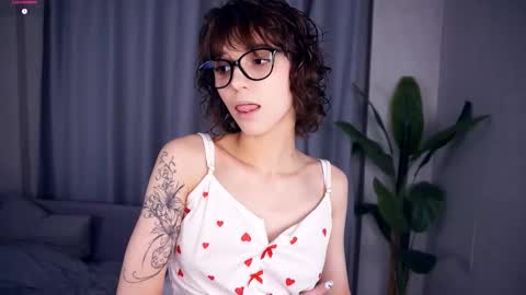 Thea online show from 13, 9, 2025