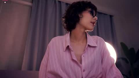 Thea online show from 23, 10, 2025