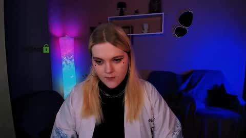 Snapshot of odri_sweet chatting on 16, 10, 2025 odri_sweet online show from 16, 10, 2025