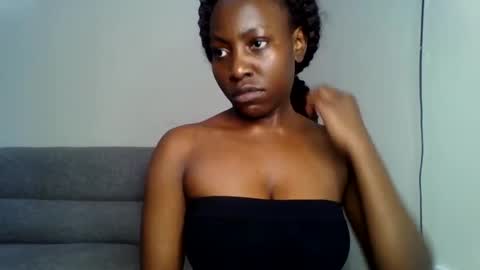 Snapshot of odrienna chatting on 2, 4, 2026 odrie online show from 2, 4, 2026