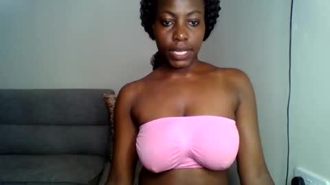 Snapshot of odrienna chatting on 10, 4, 2026 odrie online show from 10, 4, 2026