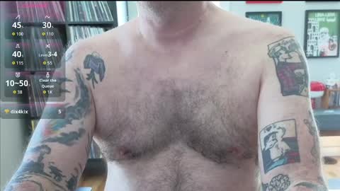 Snapshot of office_dad chatting on 10, 4, 2026 Office Dad online show from 10, 4, 2026