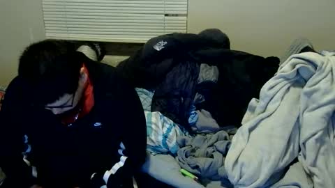 oscar flores online show from 1, 12, 2025