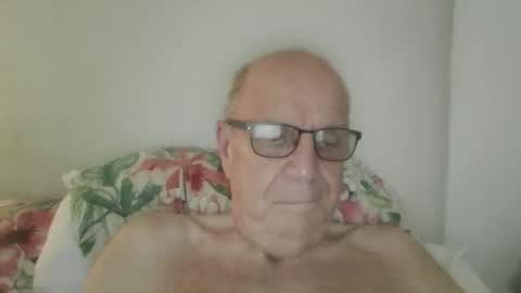 Snapshot of oggi95 chatting on 26, 9, 2025 oggi95 online show from 26, 9, 2025