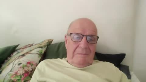 Snapshot of oggi95 chatting on 15, 7, 2026 oggi95 online show from 15, 7, 2026