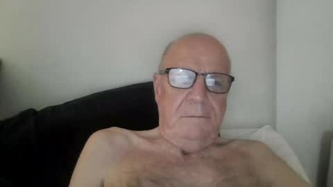Snapshot of oggi95 chatting on 21, 7, 2026 oggi95 online show from 21, 7, 2026