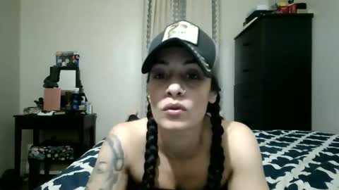 Lit en Cama online show from 21, 12, 2025