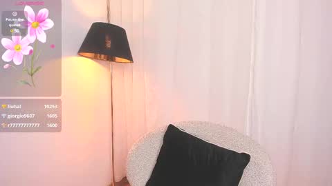  Holly  online show from 3, 3, 2025