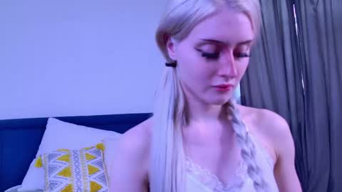 Snapshot of oh__lily chatting on 21, 5, 2026 Lily online show from 21, 5, 2026