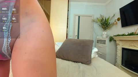 Snapshot of oh_julie chatting on 1, 4, 2026 Julie online show from 1, 4, 2026