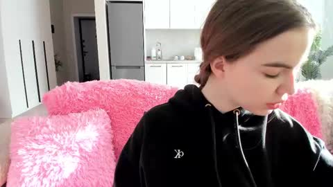 oh_my_lashes online show from 20, 3, 2026