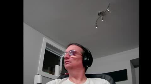 Snapshot of ohbitt chatting on 1, 4, 2026 ohbitt online show from 1, 4, 2026