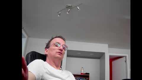 Snapshot of ohbitt chatting on 4, 6, 2026 ohbitt online show from 4, 6, 2026