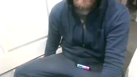 Snapshot of ohmibodslave chatting on 12, 3, 2026 TheDee online show from 12, 3, 2026