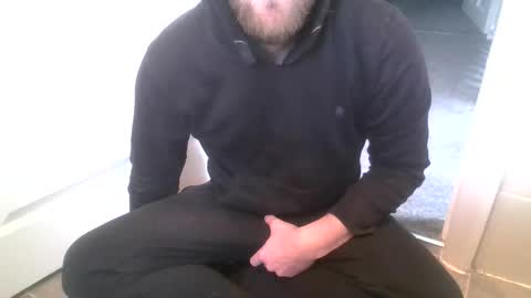 Snapshot of ohmibodslave chatting on 18, 4, 2026 TheDee online show from 18, 4, 2026