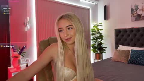 Snapshot of ohmyemma chatting on 14, 9, 2025 Emma online show from 14, 9, 2025