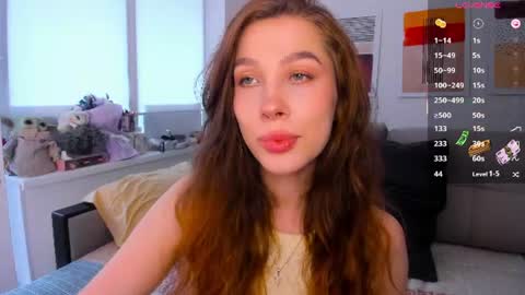 Snapshot of ohmymiami_ chatting on 4, 7, 2026 Light online show from 4, 7, 2026