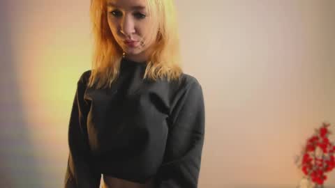 Snapshot of ohpeliadark chatting on 30, 3, 2026 Emi and Ohpi online show from 30, 3, 2026