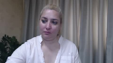 Snapshot of ohsweetiren chatting on 11, 6, 2026 Iren online show from 11, 6, 2026