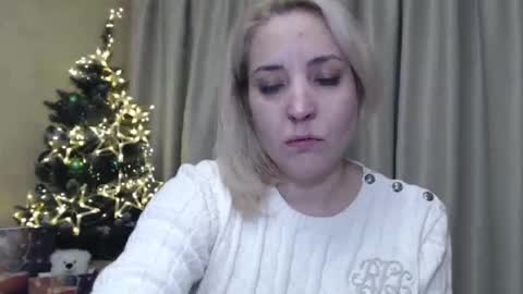 Snapshot of ohsweetmari chatting on 25, 12, 2024 Mari online show from 25, 12, 2024