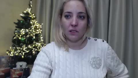 Snapshot of ohsweetmari chatting on 25, 12, 2024 Mari online show from 25, 12, 2024