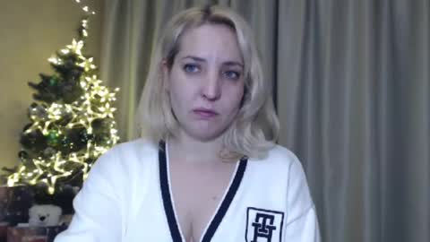 Snapshot of ohsweetmari chatting on 3, 1, 2025 Mari online show from 3, 1, 2025
