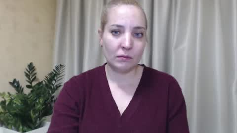 Snapshot of ohsweetmari chatting on 14, 1, 2025 Mari online show from 14, 1, 2025