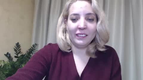 Snapshot of ohsweetmari chatting on 19, 1, 2025 Mari online show from 19, 1, 2025