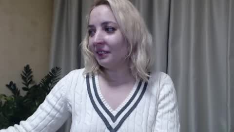 Snapshot of ohsweetmari chatting on 23, 1, 2025 Mari online show from 23, 1, 2025