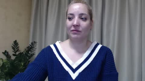 Snapshot of ohsweetmari chatting on 24, 1, 2025 Mari online show from 24, 1, 2025