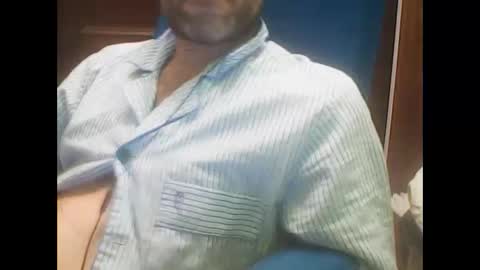 ojosverdess30 online show from 15, 12, 2024