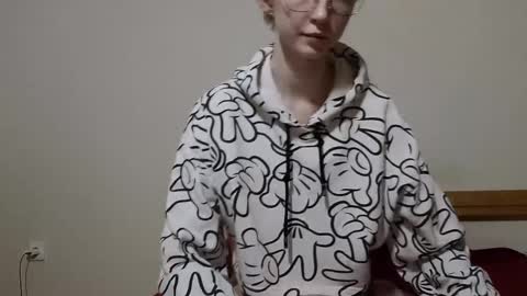 Snapshot of ola_dushek chatting on 22, 4, 2026 Ola dushek online show from 22, 4, 2026