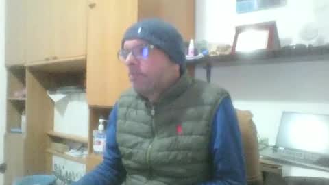 Snapshot of olak21 chatting on 22, 11, 2025 olak21 online show from 22, 11, 2025