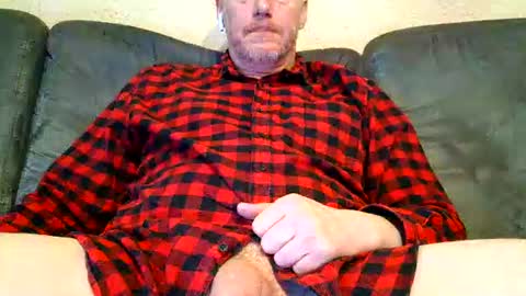 Snapshot of olavdelux chatting on 8, 10, 2025 olavdelux online show from 8, 10, 2025