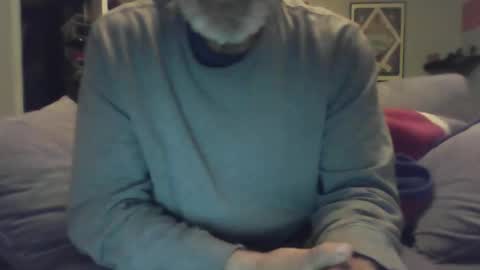 Snapshot of old_bald63 chatting on 4, 4, 2026 old_bald63 online show from 4, 4, 2026