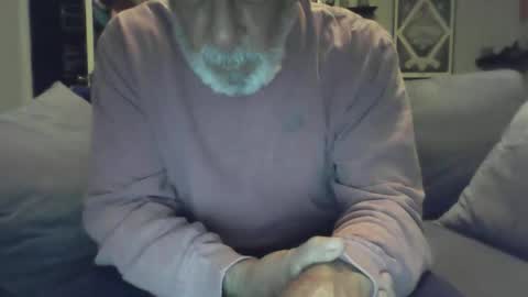 Snapshot of old_bald63 chatting on 10, 4, 2026 old_bald63 online show from 10, 4, 2026