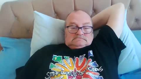 old_fkr online show from 8, 1, 2025