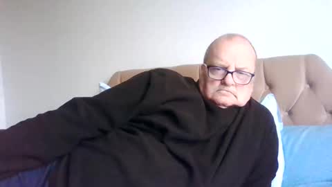 old_fkr online show from 9, 2, 2025