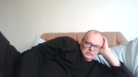 old_fkr online show from 4, 3, 2025