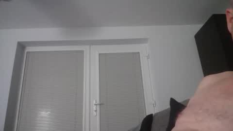 HeyIts Just Me online show from 18, 10, 2025